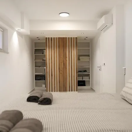 Brand New With Private Pool Njivice