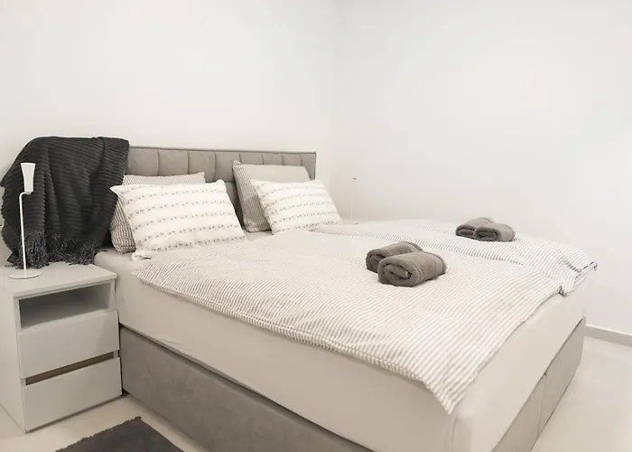 Brand New With Private Pool * Njivice